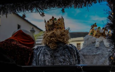 Cabalgata de Reyes Magos en Capileira 2026: magia, nieve y tradición en La Alpujarra