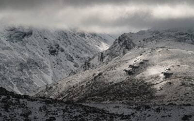 Sierra Nevada y Mulhacén: aumento del riesgo de desprendimientos en alta montaña por el deshielo