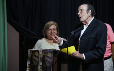 📚🌹 Capileira rinde homenaje a Leonor Almendros